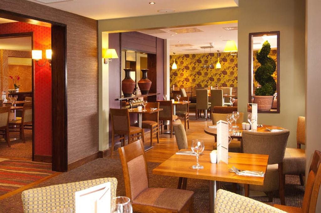 Premier Hotel 3*